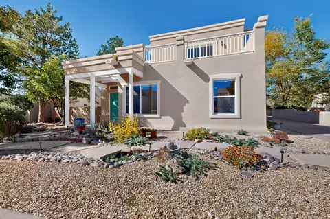 4309 Vuelta Dorado, Santa Fe, NM 87507