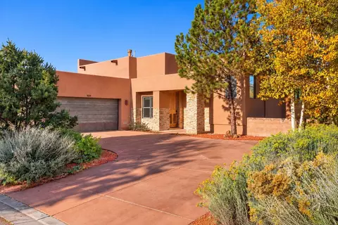 1628 Villa Strada, Santa Fe, NM 87506