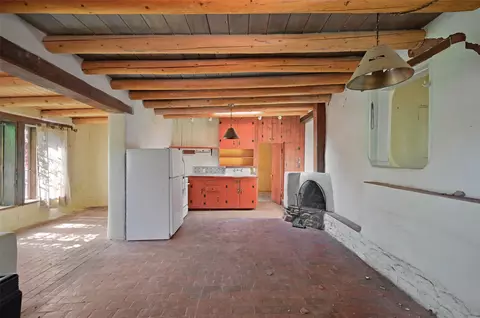 1325 Cerro Gordo Rd, Santa Fe, NM 87501