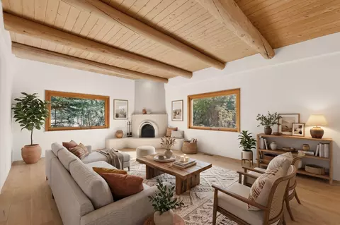 276 El Duane Ct, Santa Fe, NM 87501