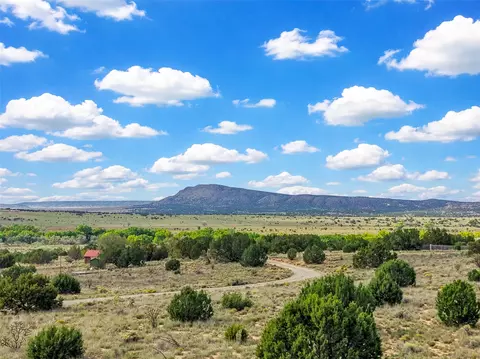 784 Camino Los Abuelos, Galisteo, NM 87540