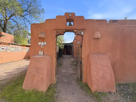920 Don Juan, Santa Fe, NM 87501