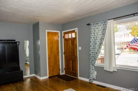 26 Bonaire Dr, Hampton, VA 23669 photo 4