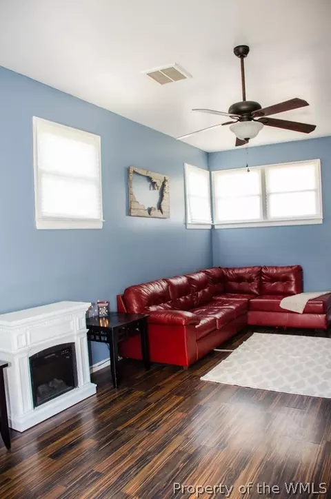 26 Bonaire Dr, Hampton, VA 23669 photo 9