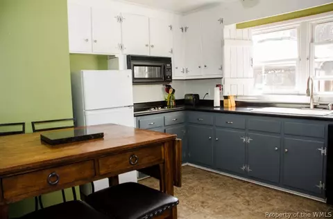 26 Bonaire Dr, Hampton, VA 23669 photo 7