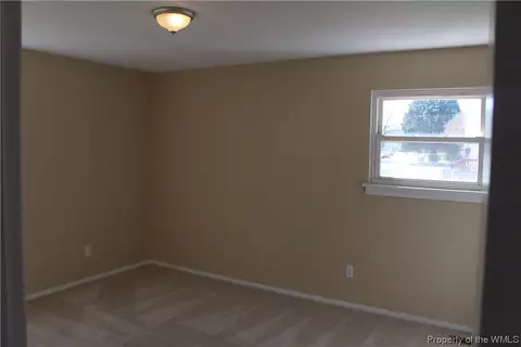 19 Sharon Ct, Hampton, VA 23666 photo 20