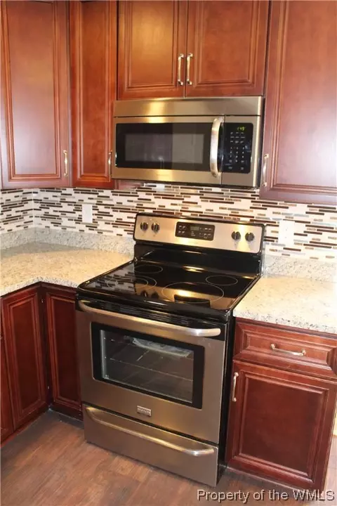 120 Deerfield Blvd, Hampton, VA 23666 photo 6