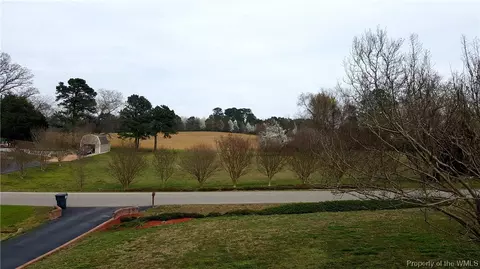 125 Reflection Dr, Williamsburg, VA 23188 photo 3