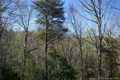 113 Devonshire Dr, Williamsburg, VA 23188 photo 3