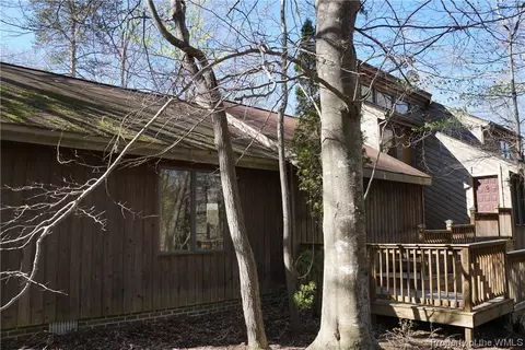 113 Devonshire Dr, Williamsburg, VA 23188 photo 10