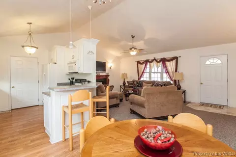 5711 Turtle Dr, Gloucester, VA 23061 photo 11