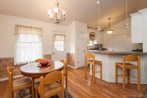 5711 Turtle Dr, Gloucester, VA 23061 photo 9