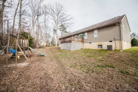 5711 Turtle Dr, Gloucester, VA 23061 photo 31
