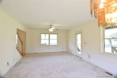 103 Nice Dr, Williamsburg, VA 23188 photo 5
