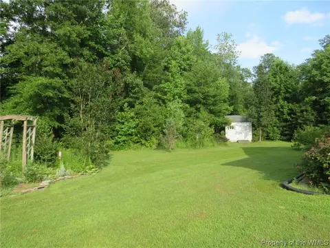 3038 The Point Dr, Lanexa, VA 23089 photo 25