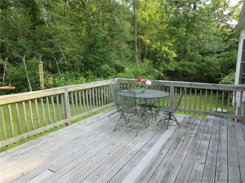 3038 The Point Dr, Lanexa, VA 23089 photo 21