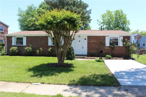2208 Rawood Dr, Hampton, VA 23663 photo 1