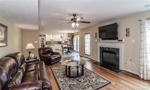 4663 Sir Gilbert Loop, Williamsburg, VA 23185 photo 9