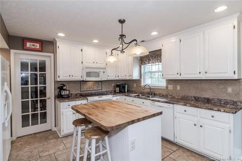 4663 Sir Gilbert Loop, Williamsburg, VA 23185 photo 4
