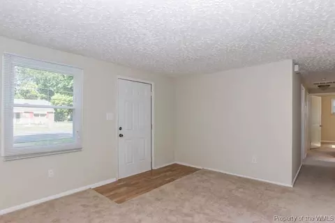 26 Newby Dr, Hampton, VA 23666 photo 9
