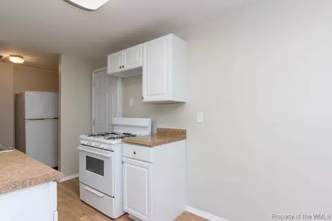 26 Newby Dr, Hampton, VA 23666 photo 12