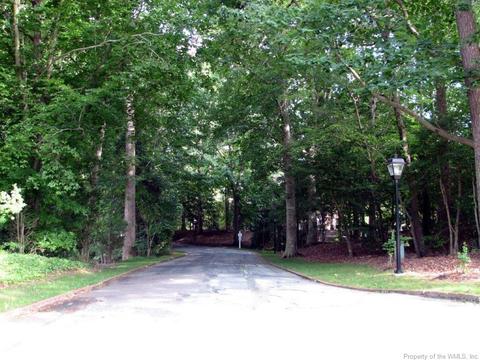 1184 Jamestown Rd #21, Williamsburg, VA 23185 photo 3