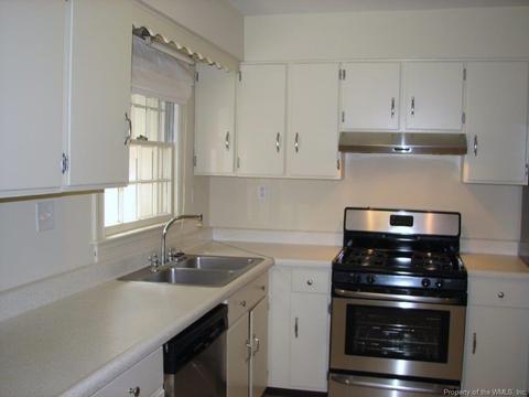 1184 Jamestown Rd #21, Williamsburg, VA 23185 photo 5