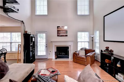 2 Elite Ct, Hampton, VA 23666 photo 12