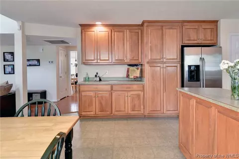 2 Elite Ct, Hampton, VA 23666 photo 17