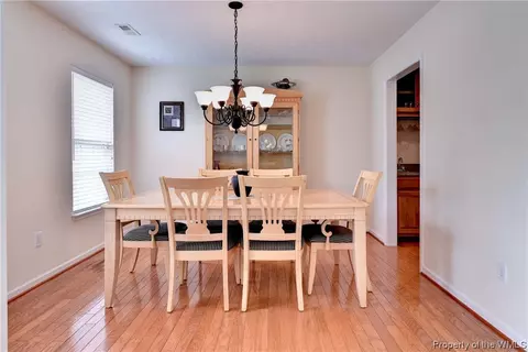 2 Elite Ct, Hampton, VA 23666 photo 8