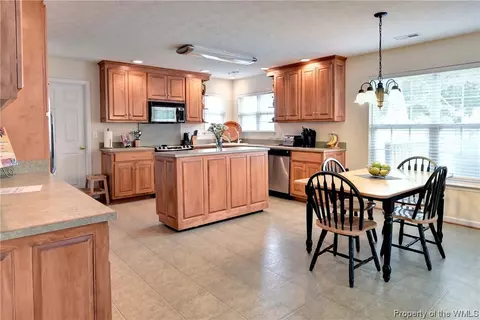 2 Elite Ct, Hampton, VA 23666 photo 15