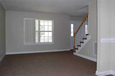 168 Saunders Rd, Hampton, VA 23666 photo 4
