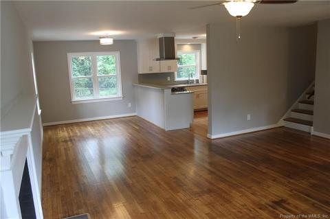900 Jackson, Williamsburg, VA 23185 photo 4