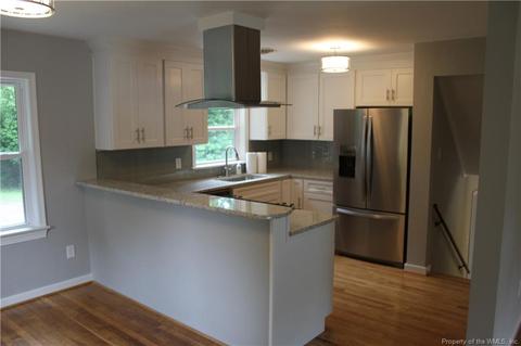 900 Jackson, Williamsburg, VA 23185 photo 8