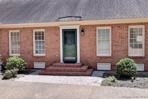 101 Thomas Dl, Williamsburg, VA 23185 photo 2