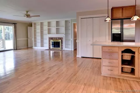 101 Thomas Dl, Williamsburg, VA 23185 photo 10