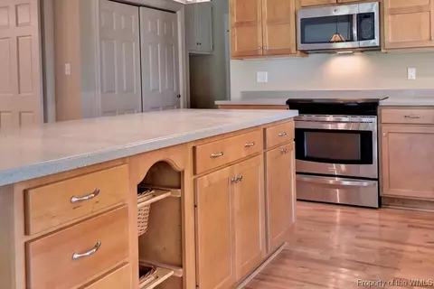 101 Thomas Dl, Williamsburg, VA 23185 photo 7