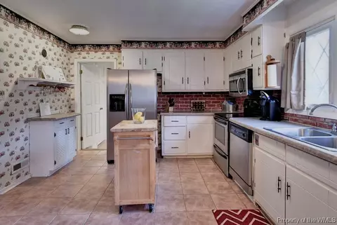 209 Thomas Nelson Ln, Williamsburg, VA 23185 photo 17
