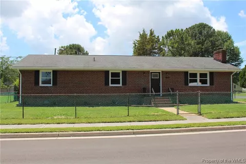1023 Parkside Ave, Hampton, VA 23669 photo 1