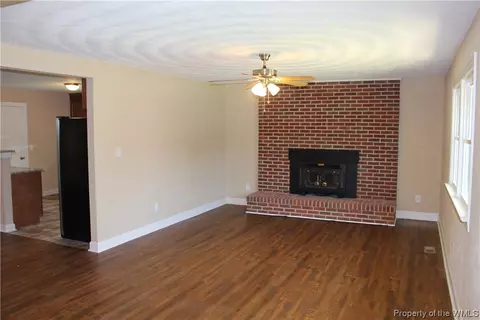 1023 Parkside Ave, Hampton, VA 23669 photo 8