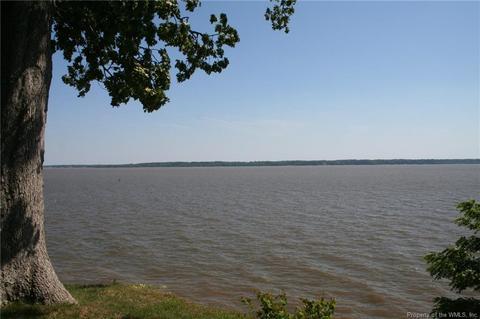 105 Shellbank Dr, Williamsburg, VA 23185 photo 1