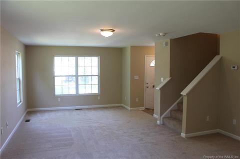 727 Hemlock Ave, Hampton, VA 23661 photo 5