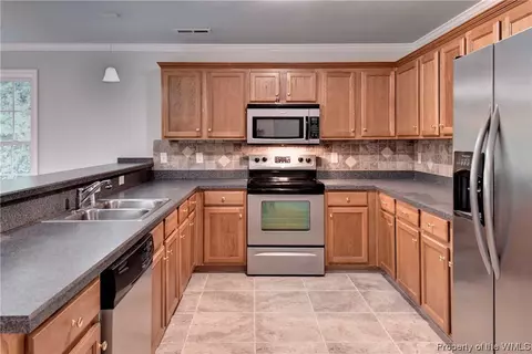 7181 Jeffrey Dr, Gloucester, VA 23061 photo 14