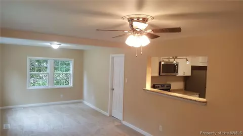 107 Bethune Dr, Williamsburg, VA 23185 photo 4