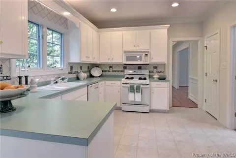 4809 Beaver Run E, Williamsburg, VA 23188 photo 11