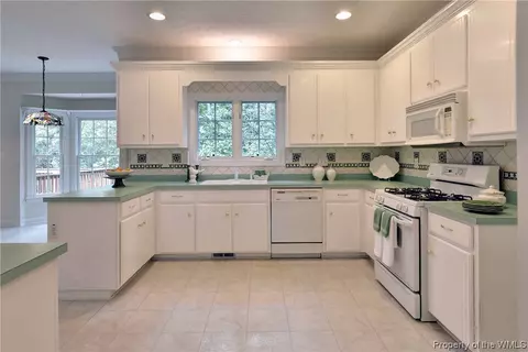 4809 Beaver Run E, Williamsburg, VA 23188 photo 10