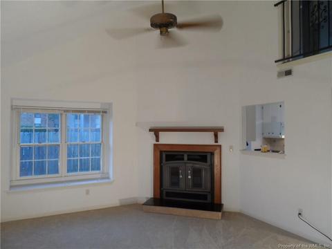 39 Parkway Dr, Hampton, VA 23669 photo 13