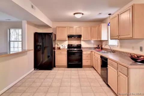 4 Digges Ct, Williamsburg, VA 23188 photo 7