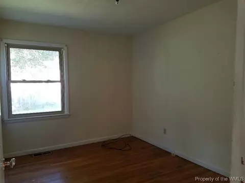 19 Eastlawn Dr, Hampton, VA 23664 photo 8