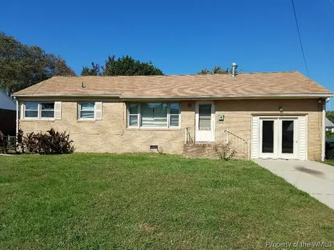 19 Eastlawn Dr, Hampton, VA 23664 photo 1